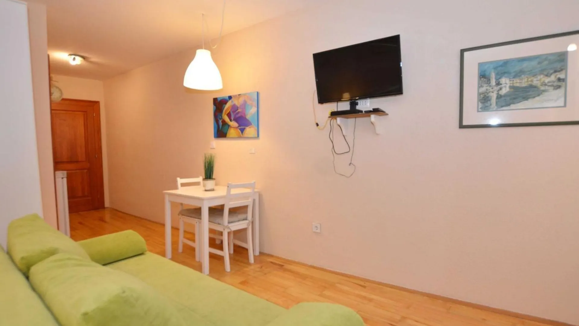 Simple And Sunny Studio Apartment Rovinj Kroatien